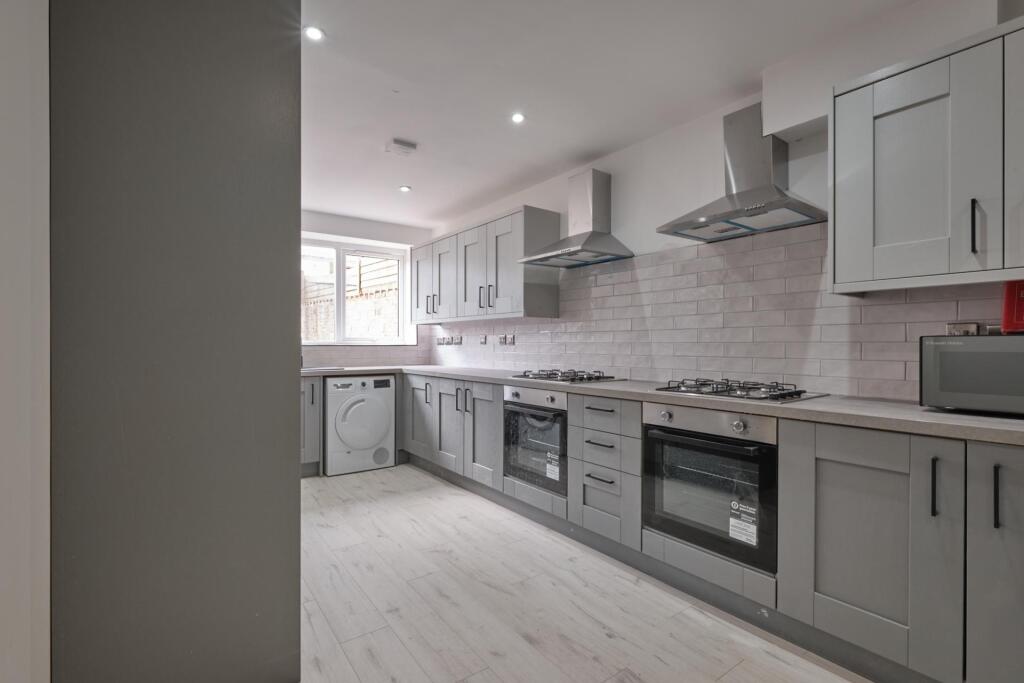 House in Swansea - View 5