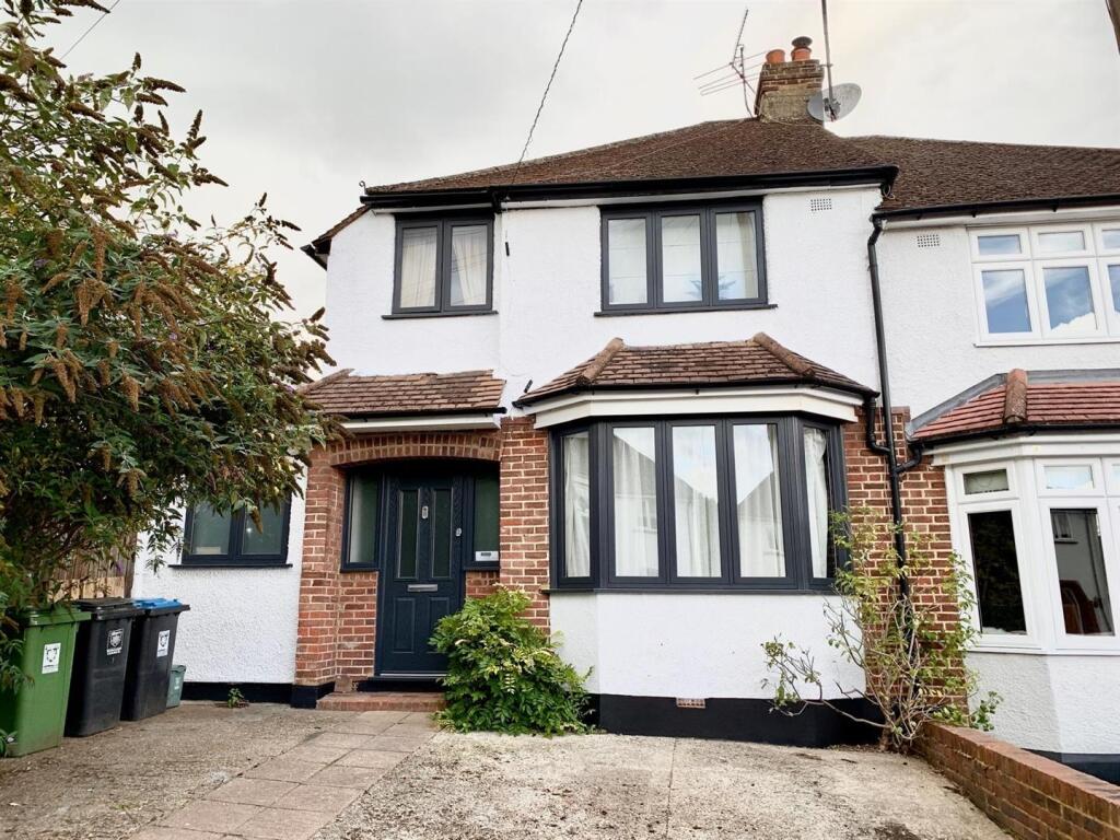 4-bed semi-detached on Kitsbury Road, Berkhamsted, £895,000