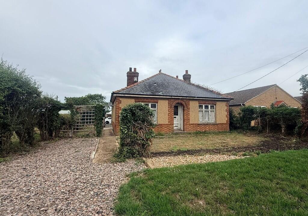 4-bed detached on Cooks Green, Doddington, March, Cambs., PE15 0SS, £200,000