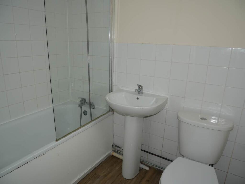 House in Rochester - View 4