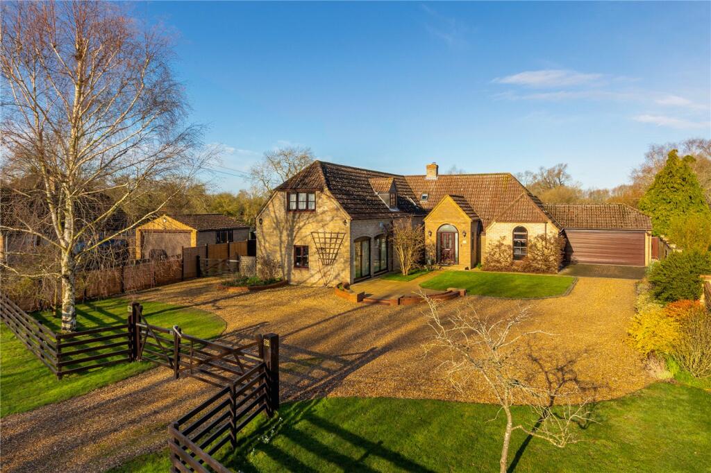 Main image of property: Meldreth Road, Shepreth, Royston, Cambridgeshire, SG8