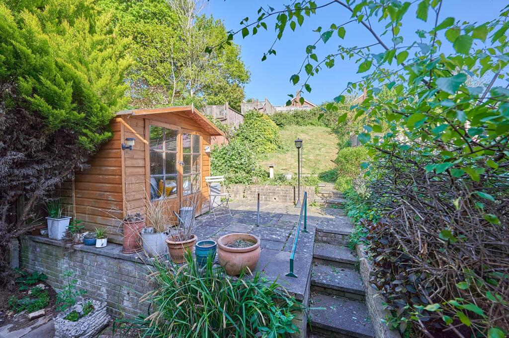 House in Bishop's Stortford, Hockerill - View 2