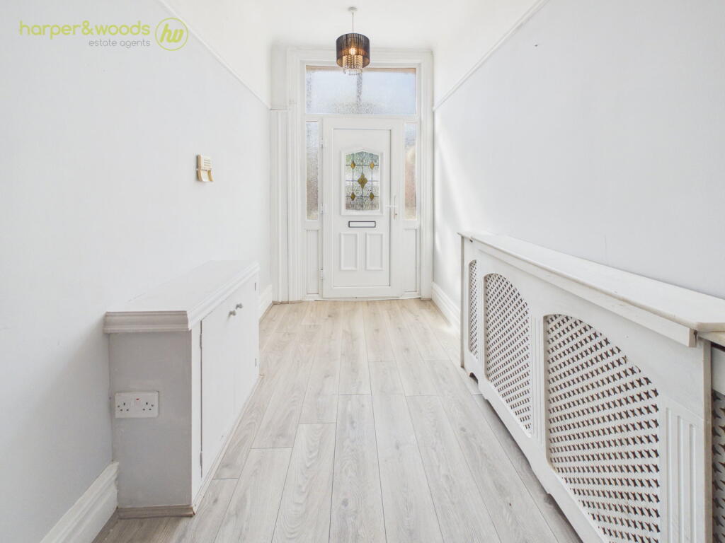 House in Wirral, Liverpool City Region - View 5