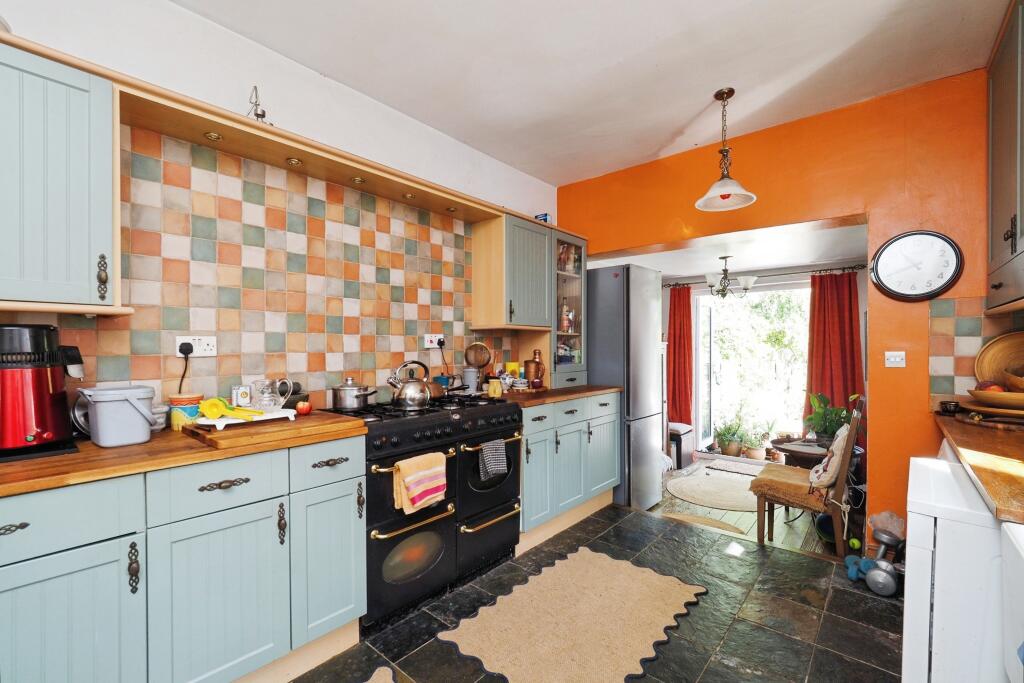 House in Nottingham - View 5