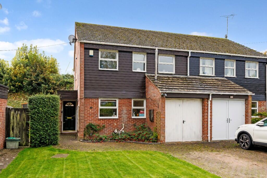 Main image of property: Millbank, Kintbury, Berkshire, RG17 9UW