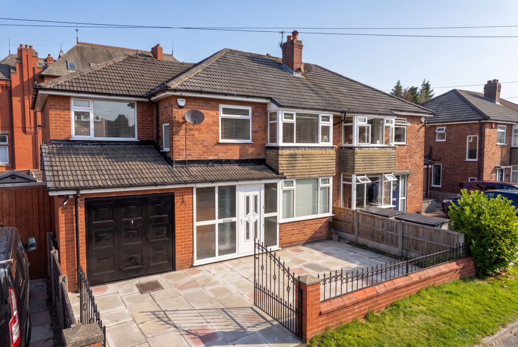 Main image of property: Fairlands Road, Sale, M33