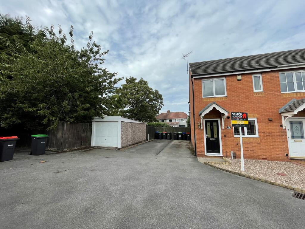 Main image of property: Viyella Mews, Hucknall