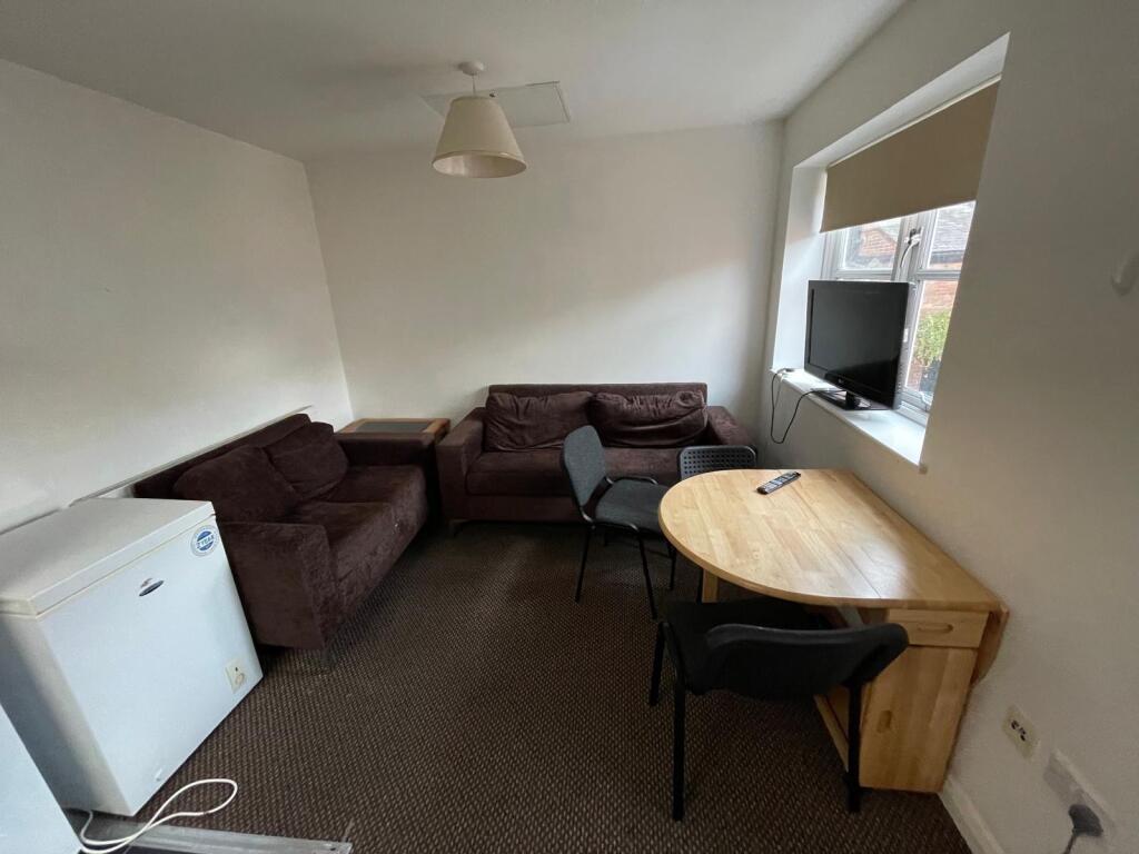 Apartment in Coventry - View 3
