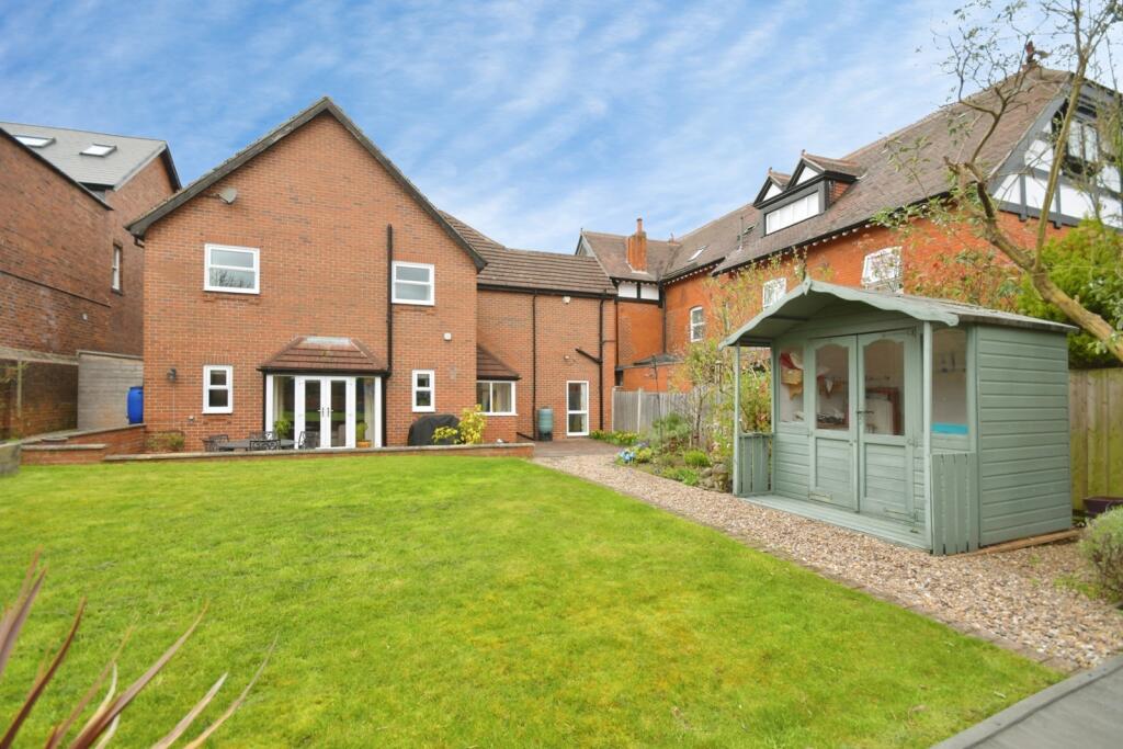 Main image of property: Cromwell Road, CHESTERFIELD, Derbyshire, S40