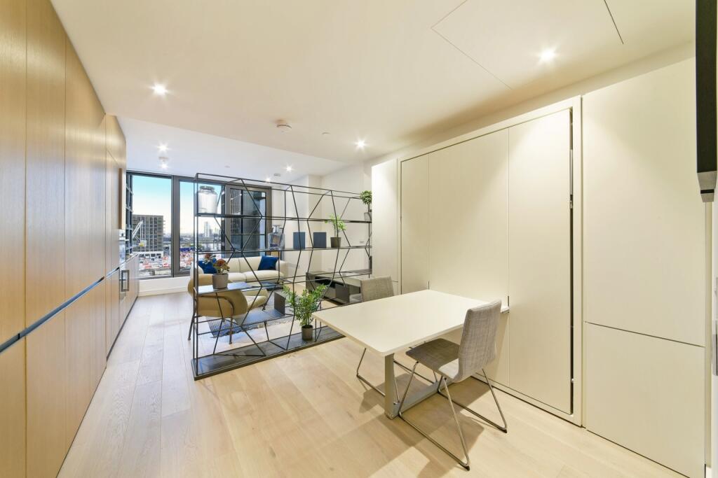 Studio flat for rent