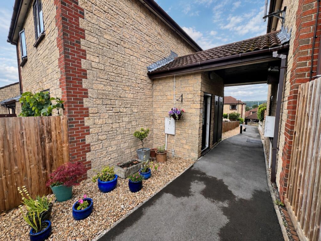 Main image of property: Kingshill Gardens, Nailsea, Bristol, Somerset, BS48