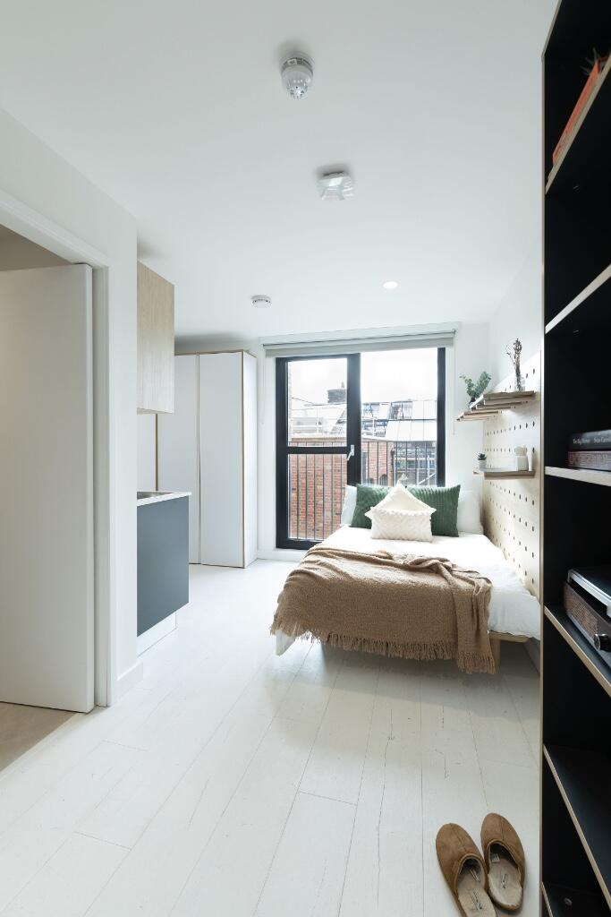 Studio flat for rent