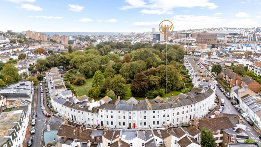 Park Crescent, Brighton, BN2 photo 2