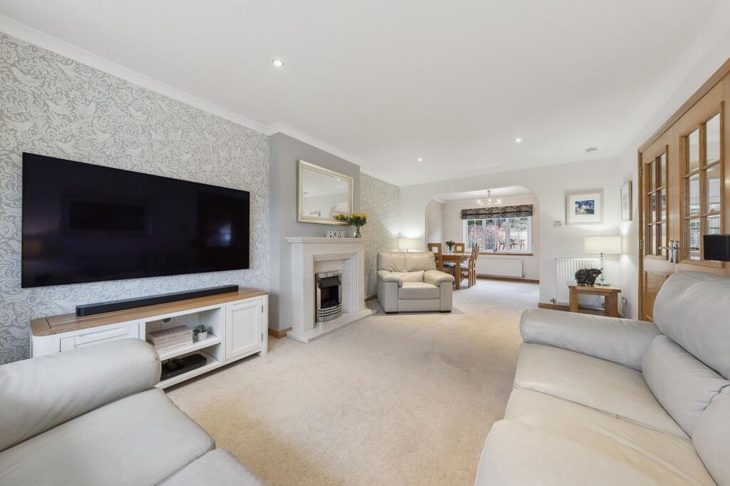 Macalpine Court, Tullibody, FK10 photo 4