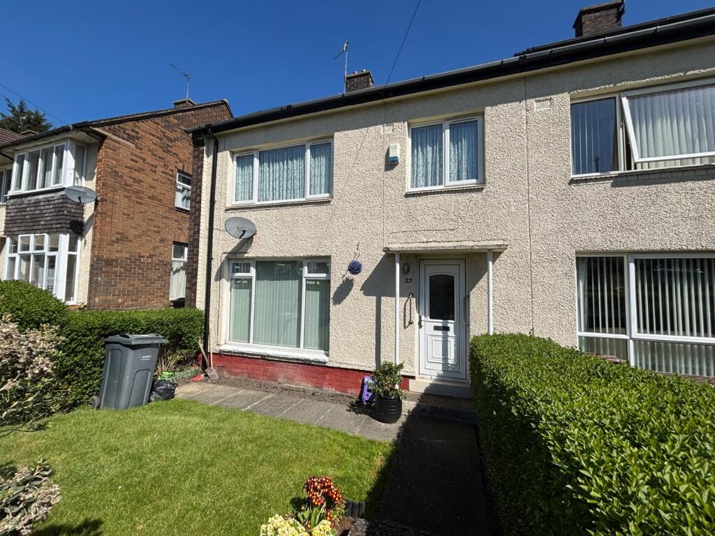 3-bed terraced on Rushmoor Road, Holmewood, Bradford, West Yorkshire, BD4, £110,000