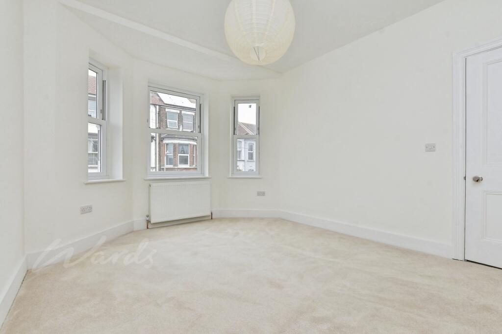 House in Canterbury - View 3