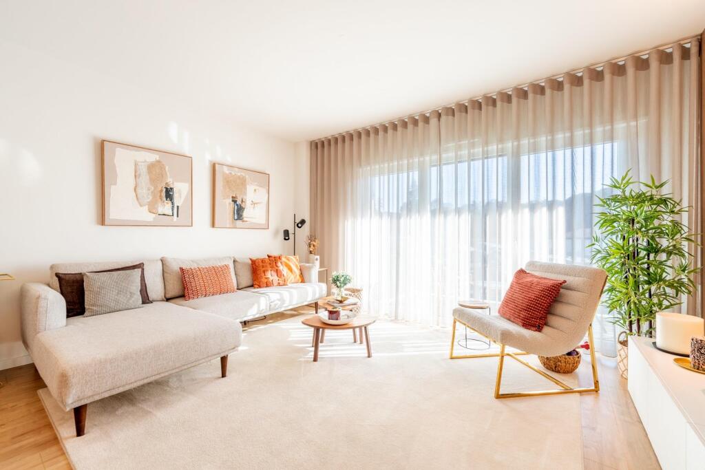 Main image of property: Lisbon, Lisbon