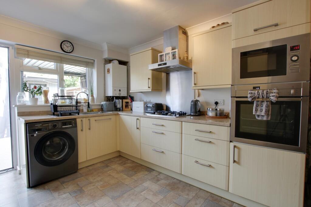 House in Portsmouth - View 4