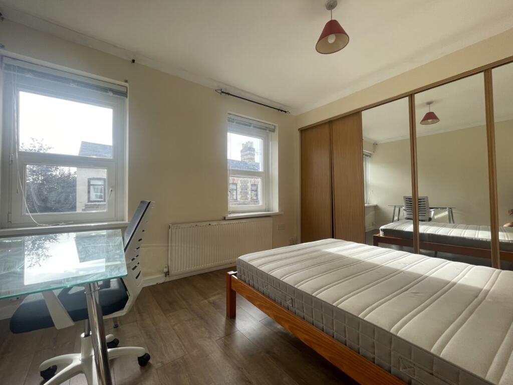House in Cardiff, Cathays - View 3