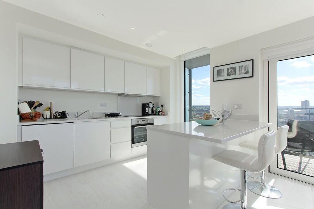 Apartment in London - View 5