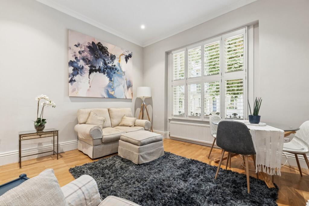 Apartment in London - View 2