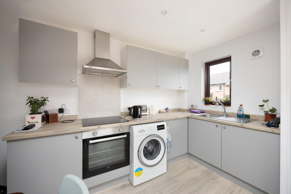 House in Swindon - View 5