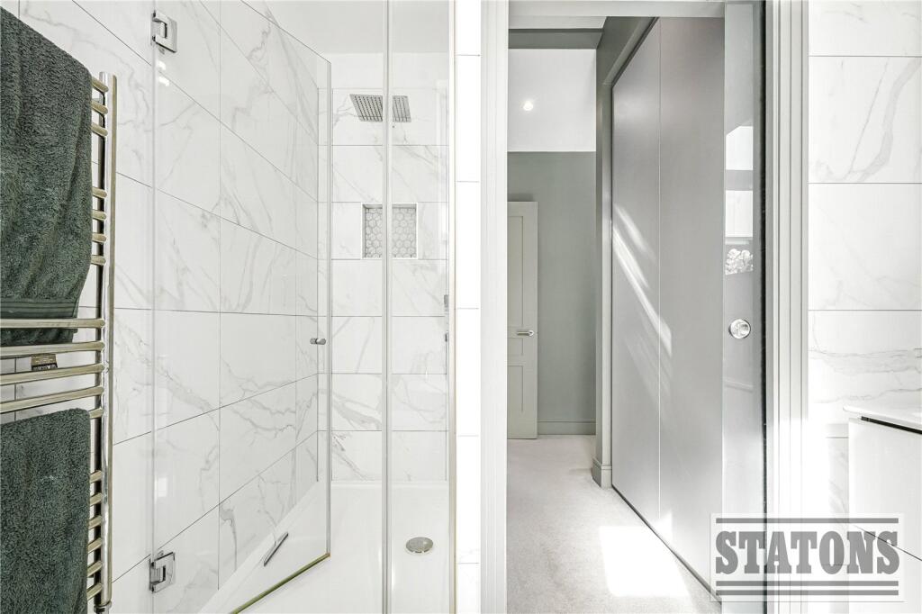 Additional image 16 of High Road, Essendon, Hatfield, Hertfordshire, AL9