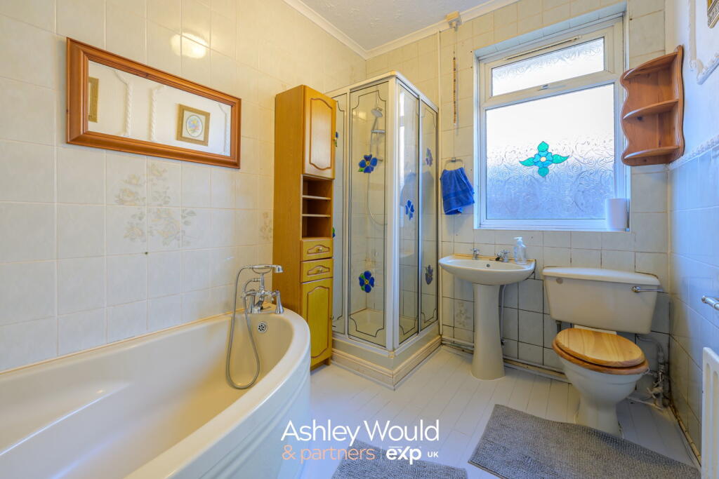 Allens Avenue, West Bromwich, B71 photo 5