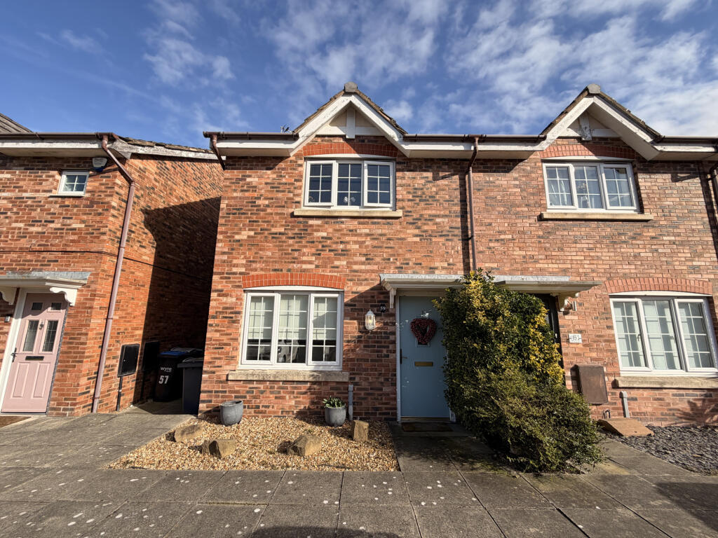 2-bed semi-detached on Sandwell Avenue,  Thornton, FY5, £140,000