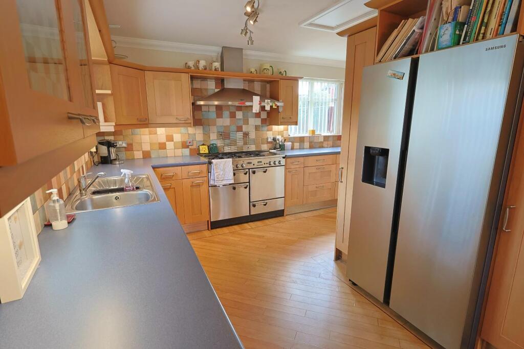 House in Coventry, Manor Farm Estate - View 3