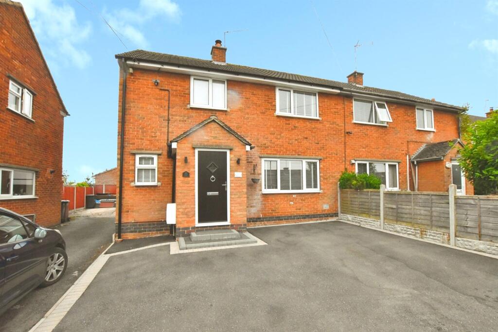 Main image of property: Orchard Close, CV9