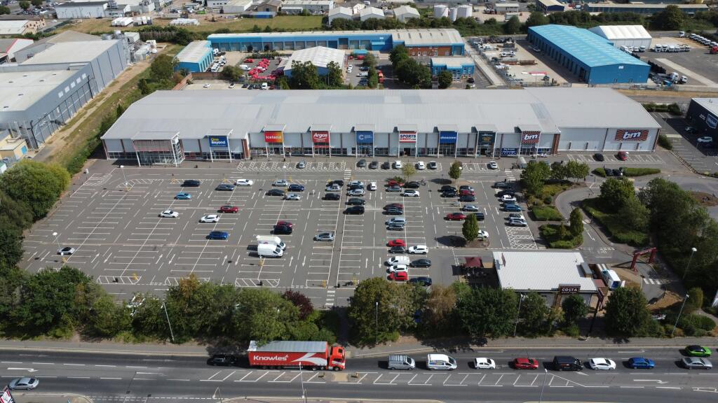 Cromwell Retail Park.JPG