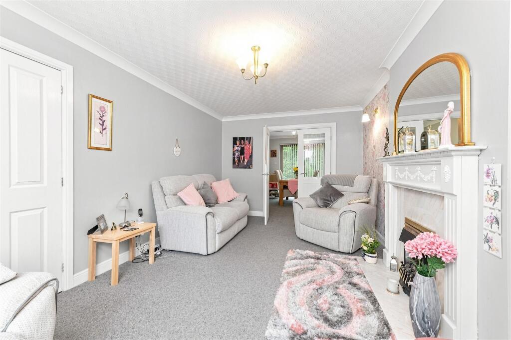 House in Halifax - View 5