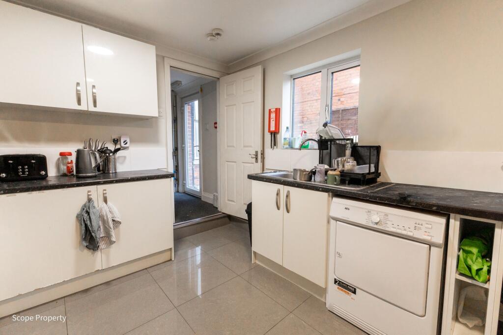 House in Reading - View 2