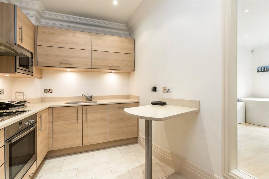 Apartment in Richmond, Kew - View 4