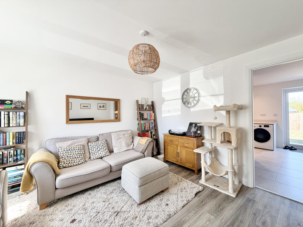 House in Taunton, Killams Park - More