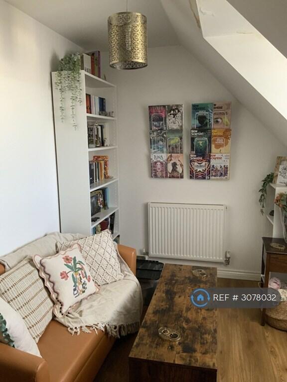 Apartment in Dorchester, Fordington, Dorset - View 3