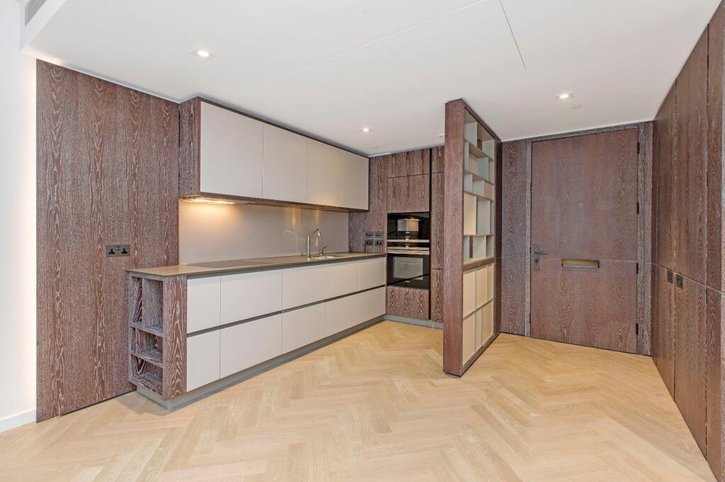 Ambrose House, 19 Circus Road West, London, SW11 photo 3