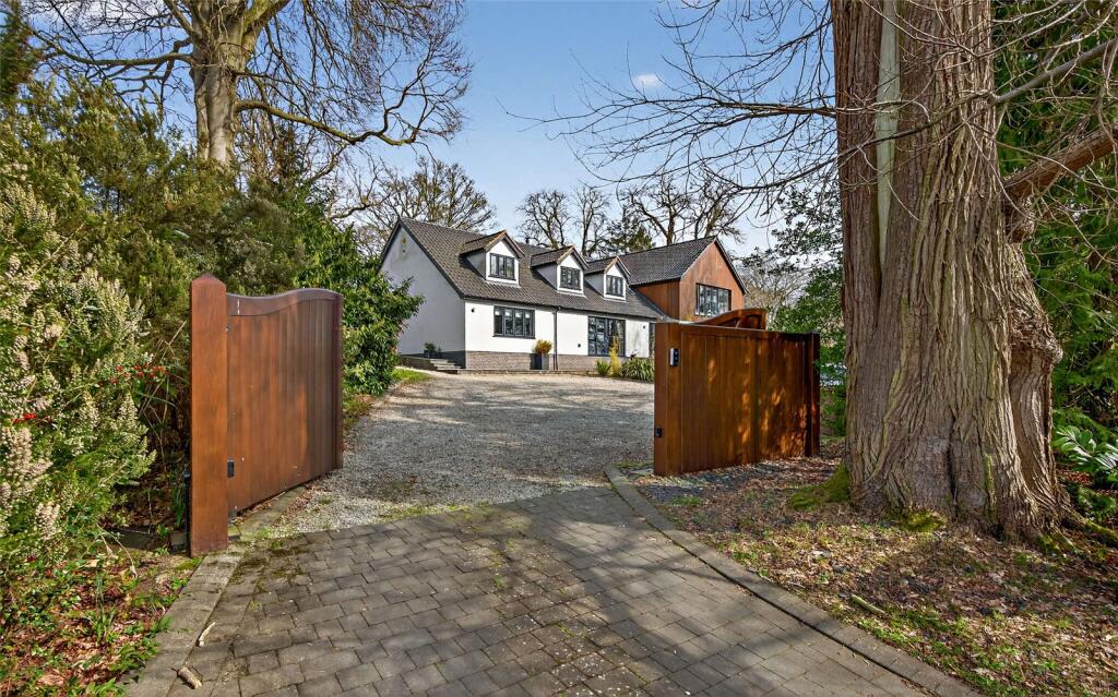Main image of property: Taverham Road, Taverham, Norwich, Norfolk, NR8