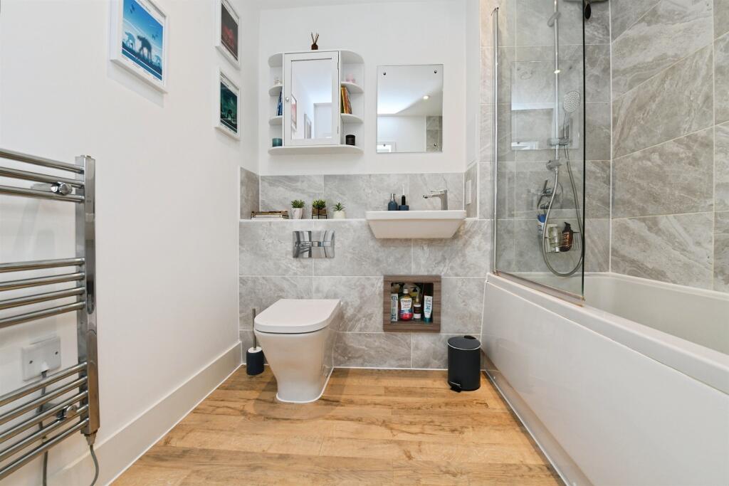 Apartment in Chelmsford - More