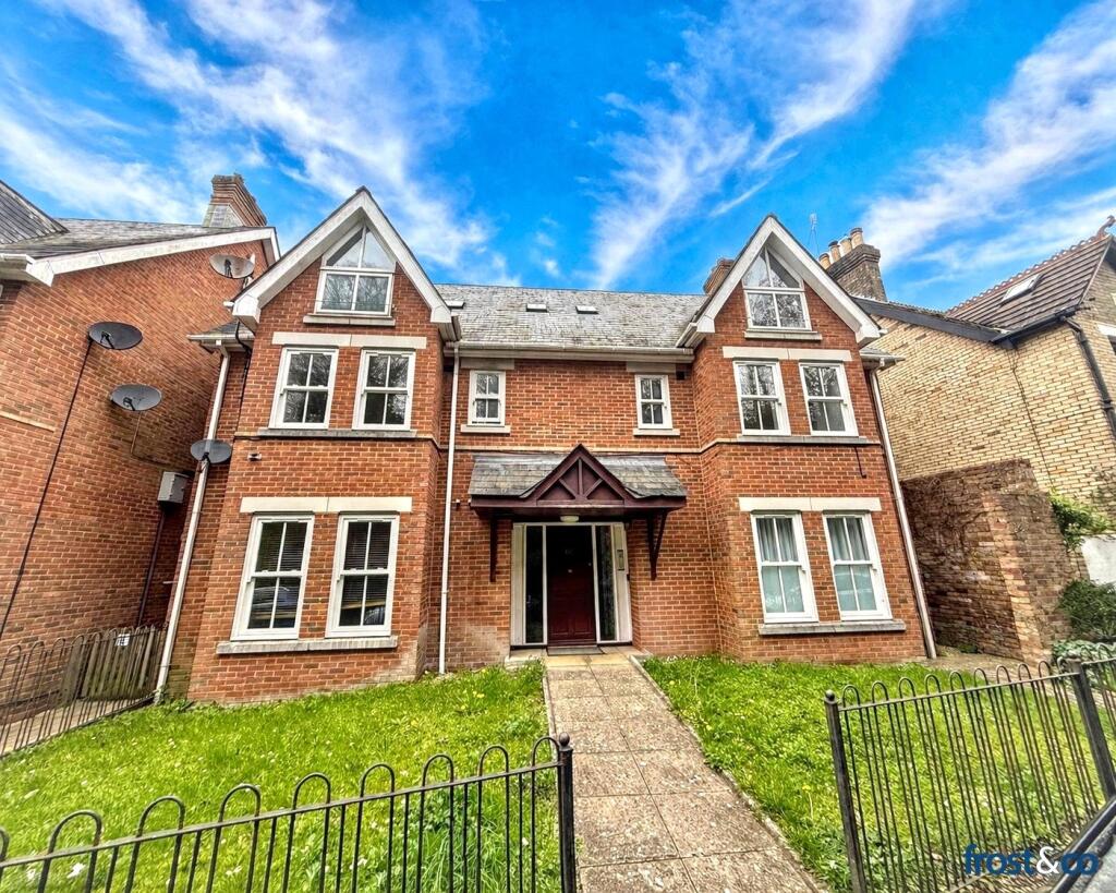 Main image of property: Approach Road, Lower Parkstone, Poole, Dorset, BH14