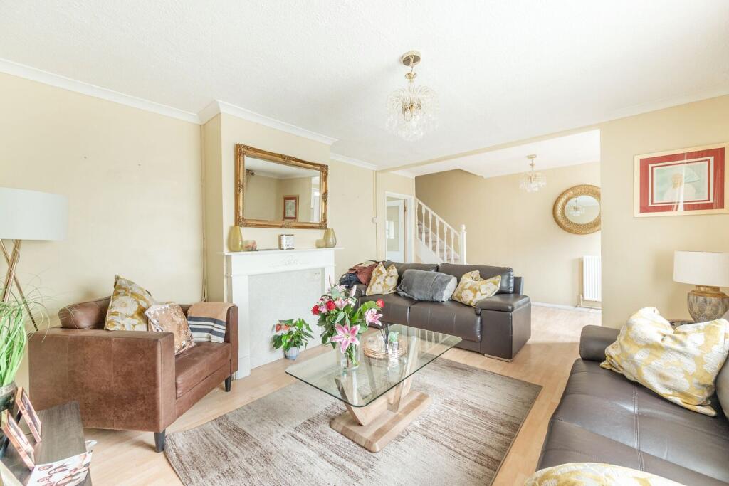 Main image of property: Meadfield, Edgware, HA8