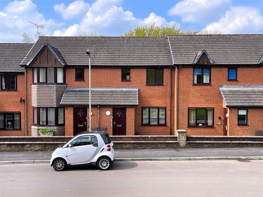 Main image of property: Honeylands Drive, Exeter