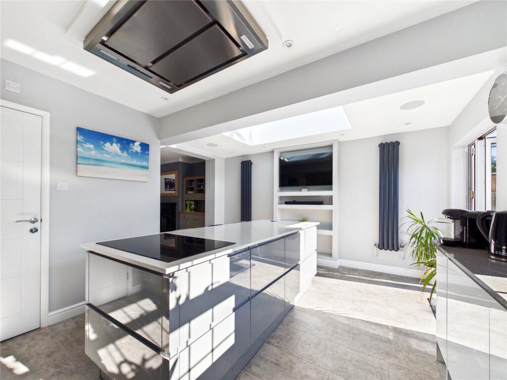 House in Braintree, Witham - More