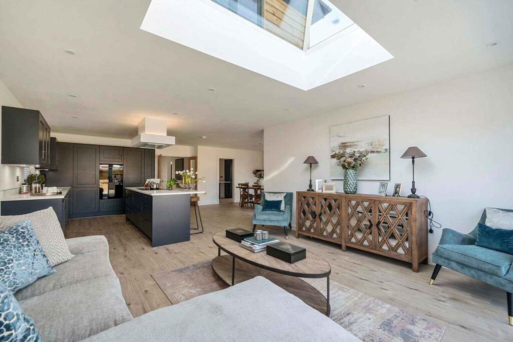 House in Reading - View 4