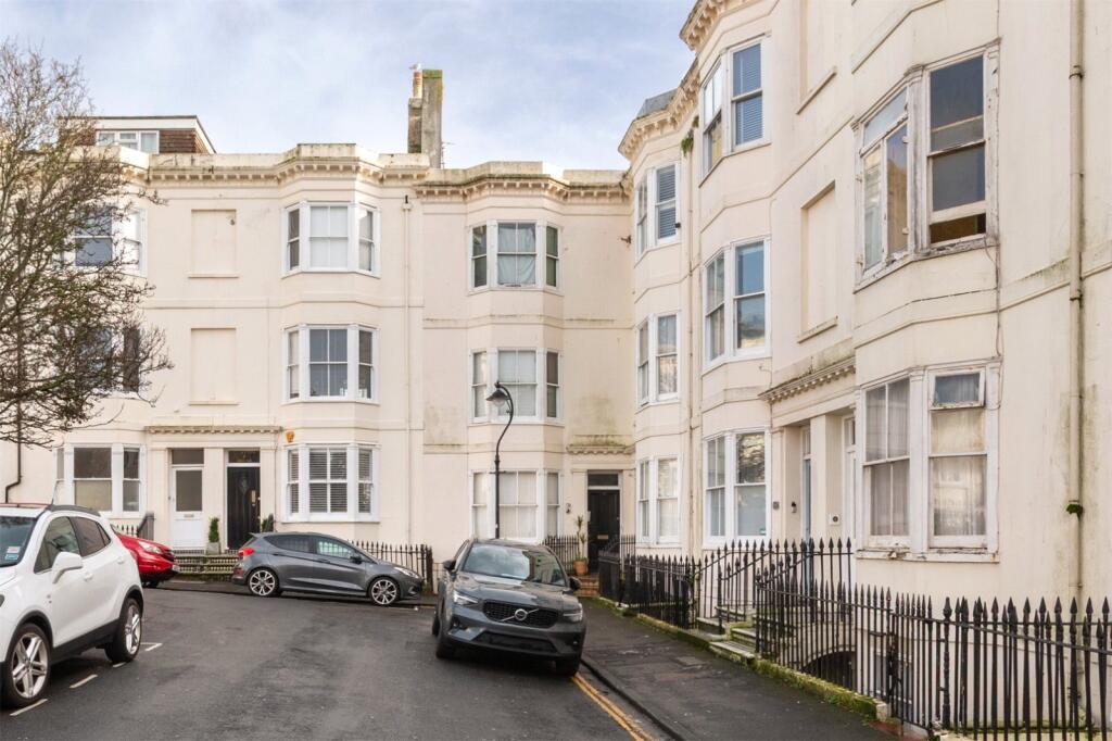 Main image of property: Clarence Square, Brighton, East Sussex, BN1