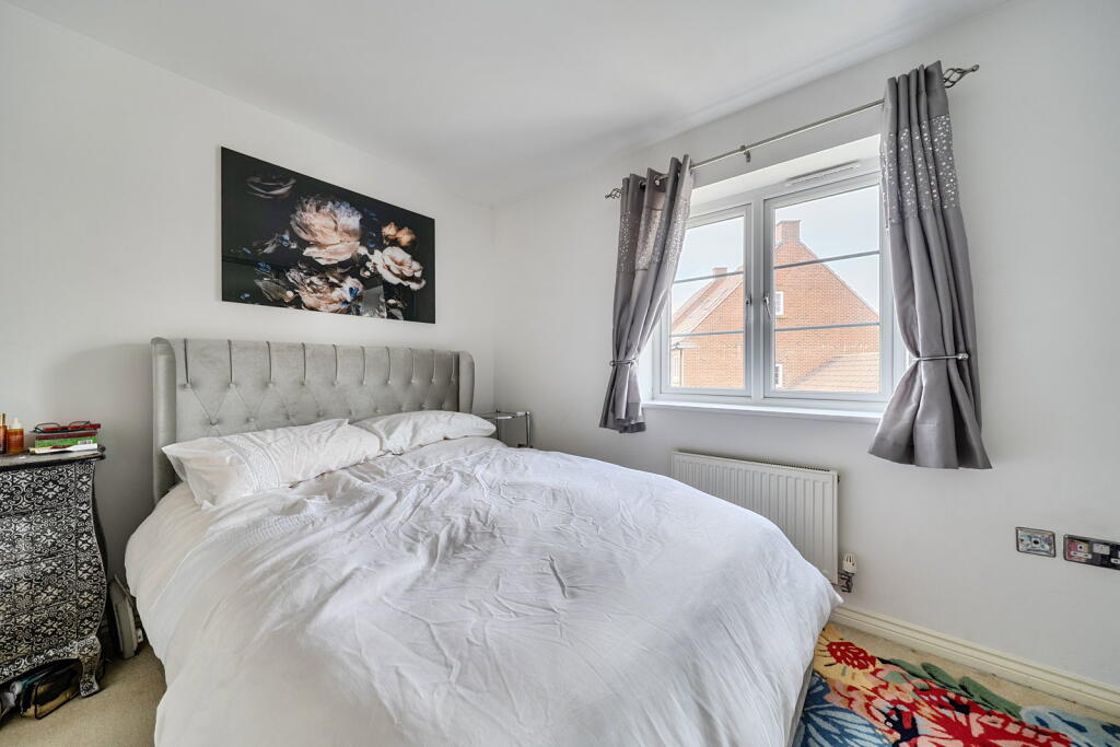 Englefield Way, Basingstoke - View 6