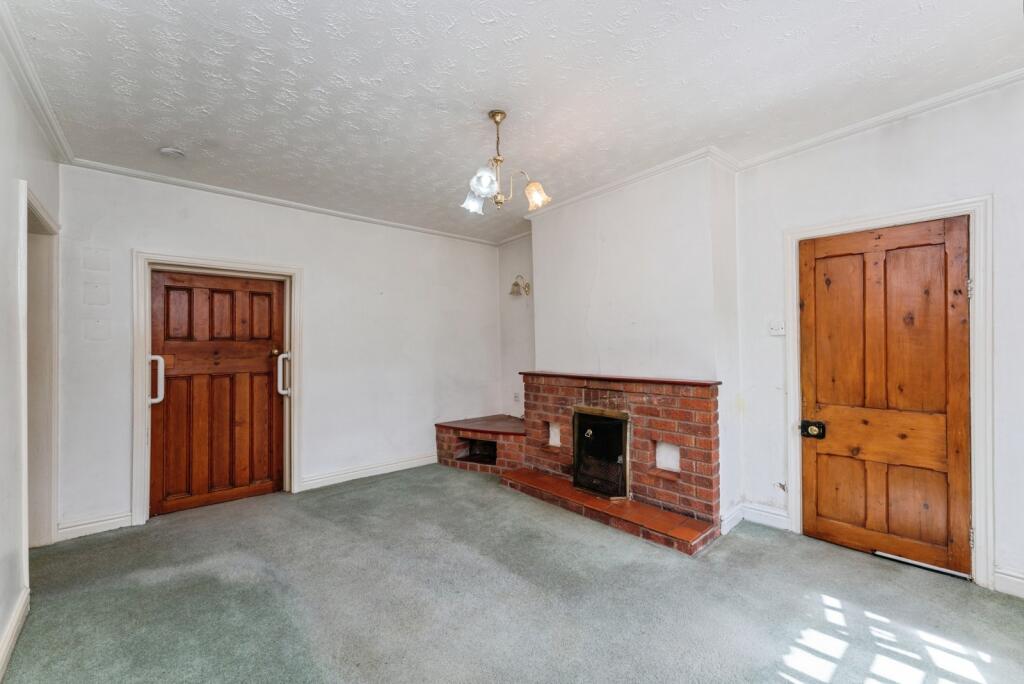 House in Chester, Dunham-on-the-Hill and Hapsford - View 5