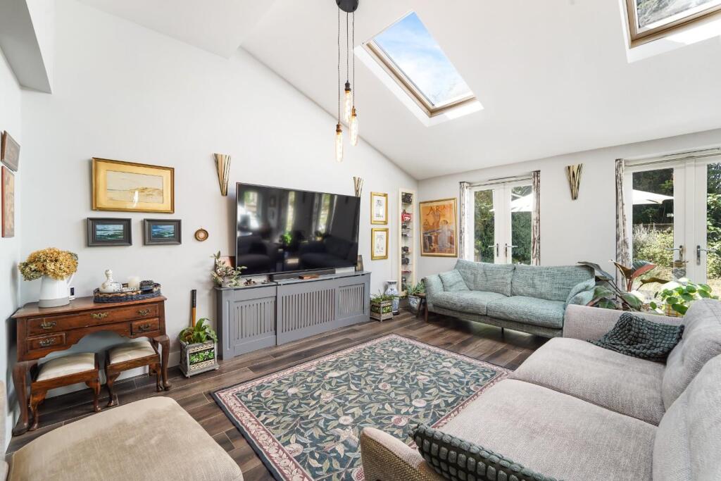 House in Epsom and Ewell, Epsom - View 5