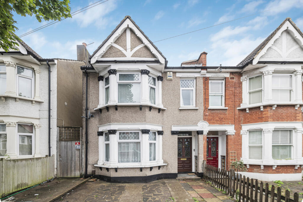 Main image of property: Chisholm Road, Croydon, CR0